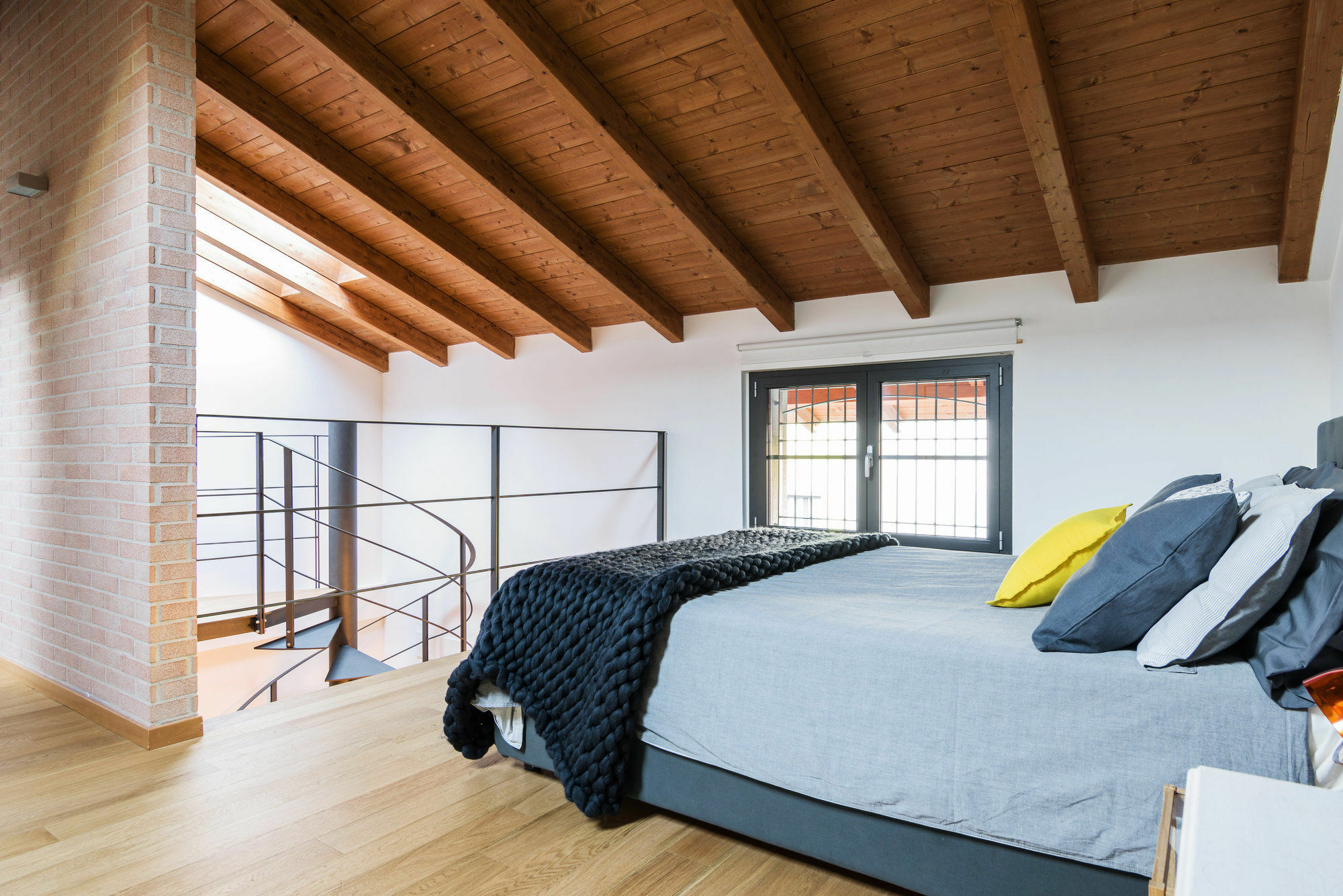 Homeathotel - Ampola Milán